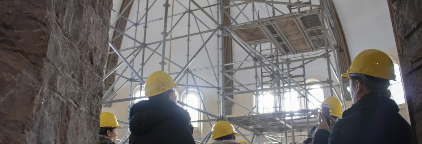 Construction tour group in Croft