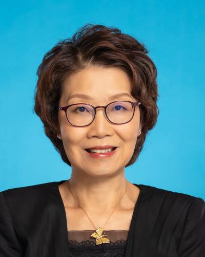 Betty Yuen Headshot