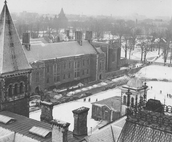 Aerial photo of campus with Queen's Park in distance