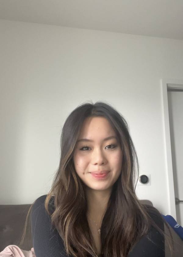 Emma Xia headshot