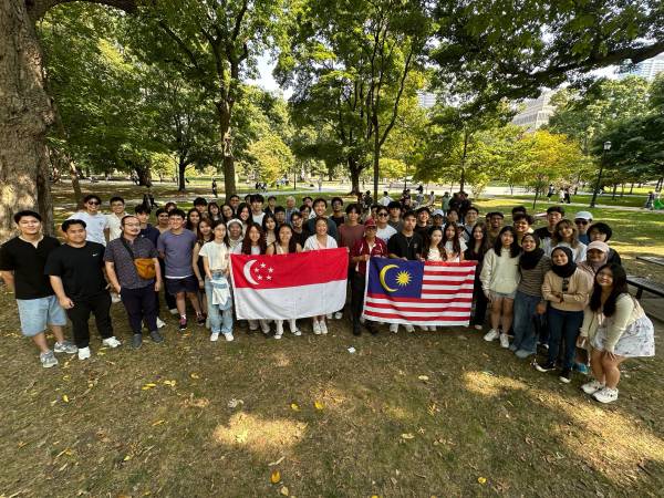 Group shot of the Malaysian Singaporean Students Association