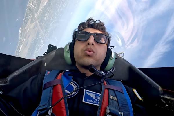 Hasaan Mohsin flying plane upside down over Florida