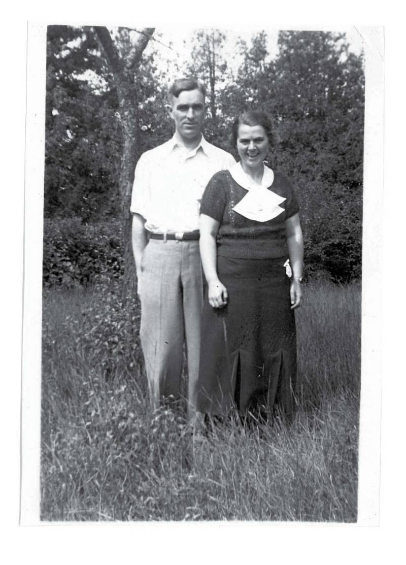 Photo of Dermot and Mary Ellen (MacBeth) Coutts